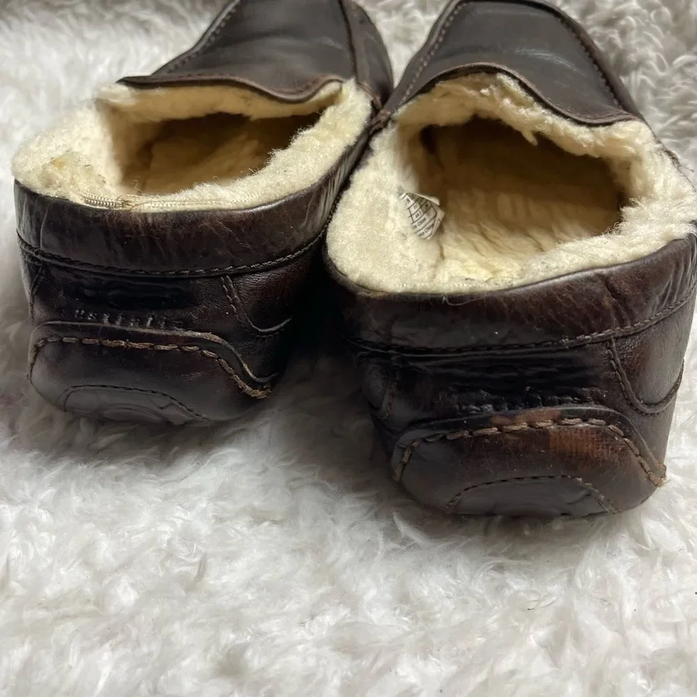 UGG Ascot Leather Brown Slippers/ Moccasins wool lining size 11